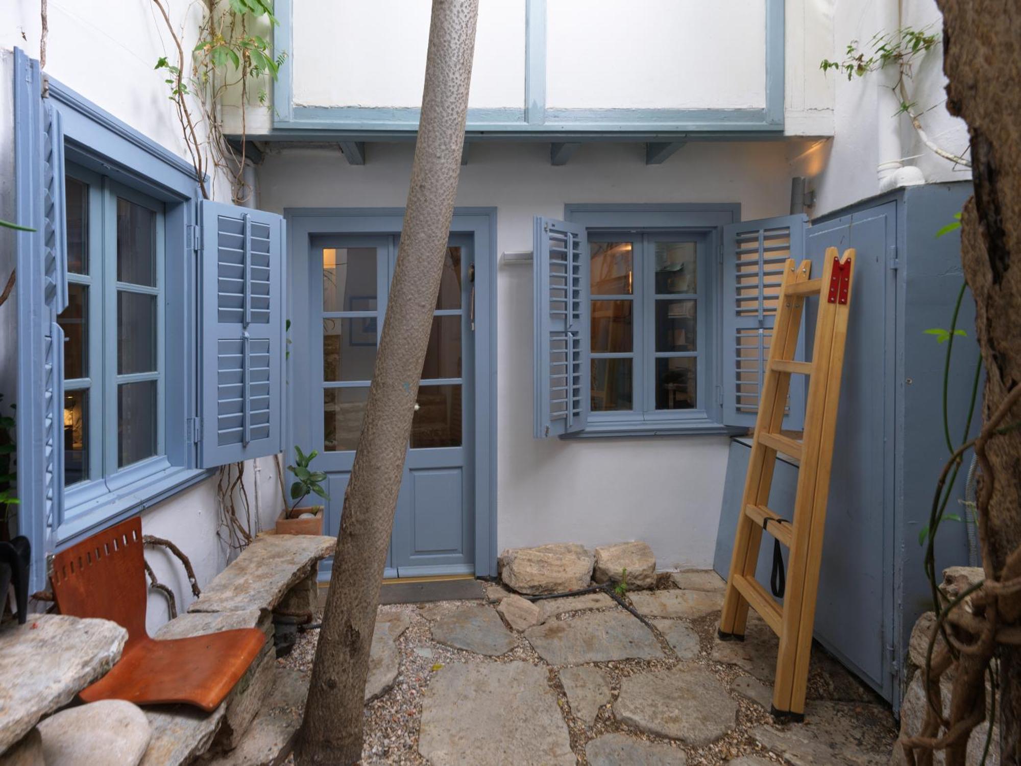 Live At The Acropolis Shadow - Under Super Scenic Anafiotika Apartment Athens Luaran gambar