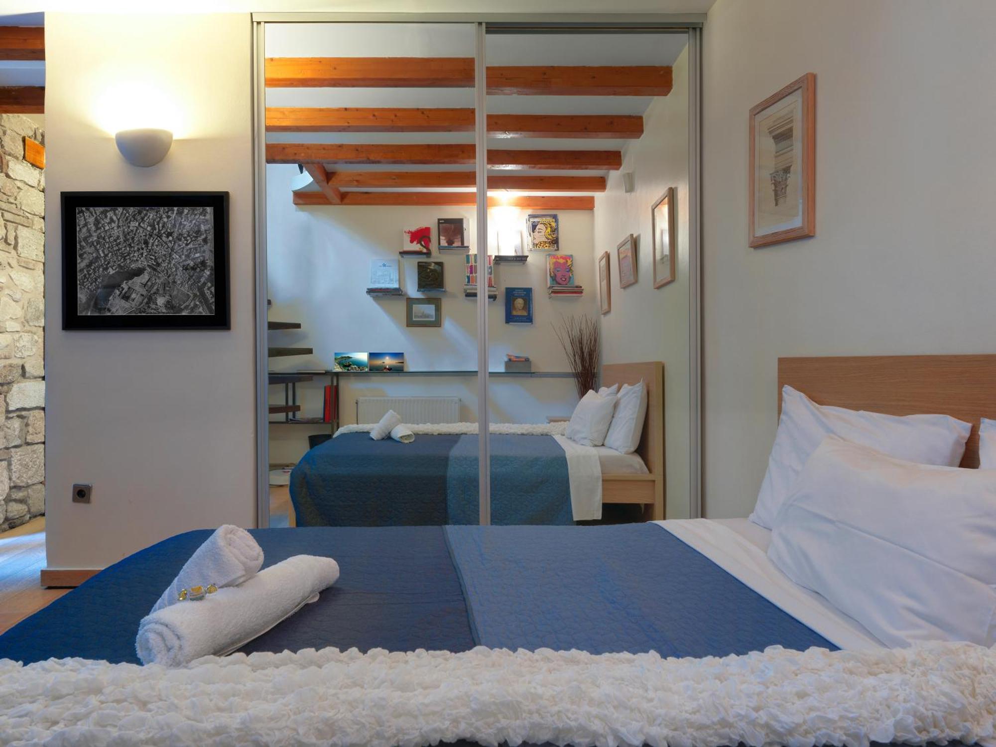 Live At The Acropolis Shadow - Under Super Scenic Anafiotika Apartment Athens Luaran gambar