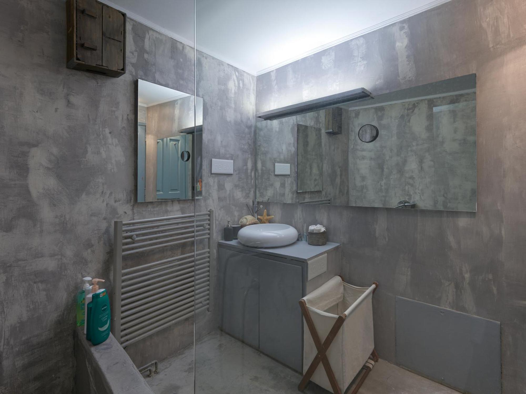 Live At The Acropolis Shadow - Under Super Scenic Anafiotika Apartment Athens Luaran gambar