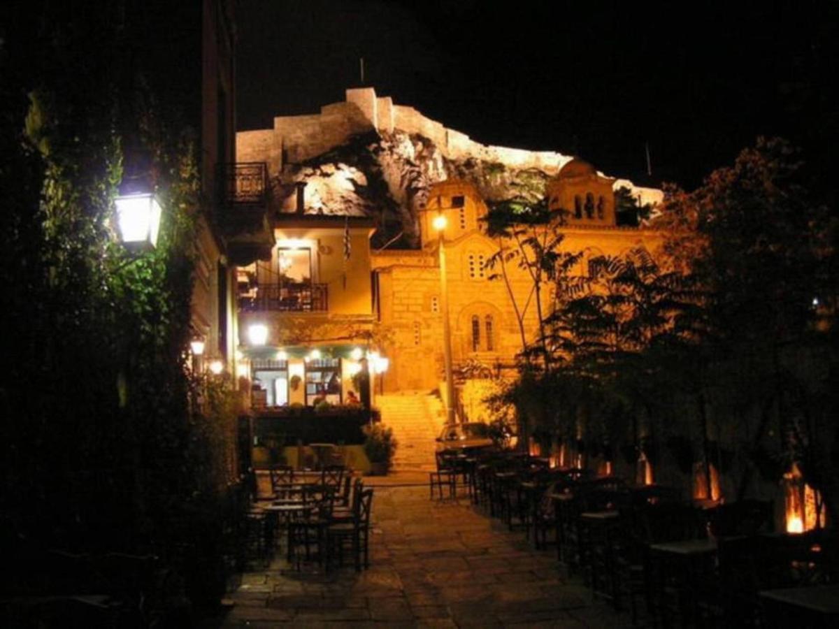 Live At The Acropolis Shadow - Under Super Scenic Anafiotika Apartment Athens Luaran gambar